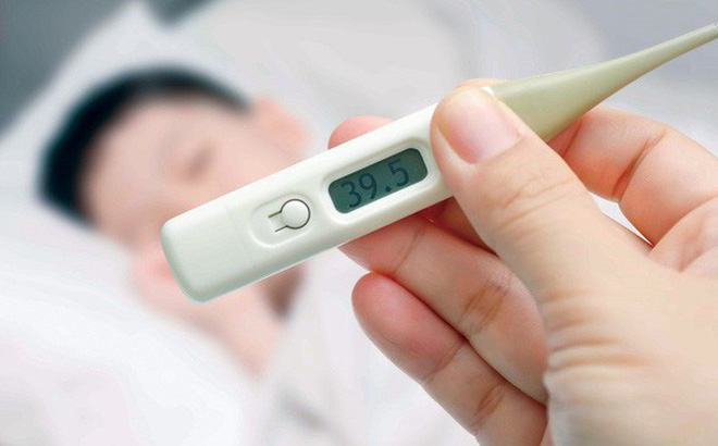 Co giật do sốt là hiện tượng thường xảy ra ở trẻ nhỏ, nhất là trẻ từ 3 - 5 tháng tuổi